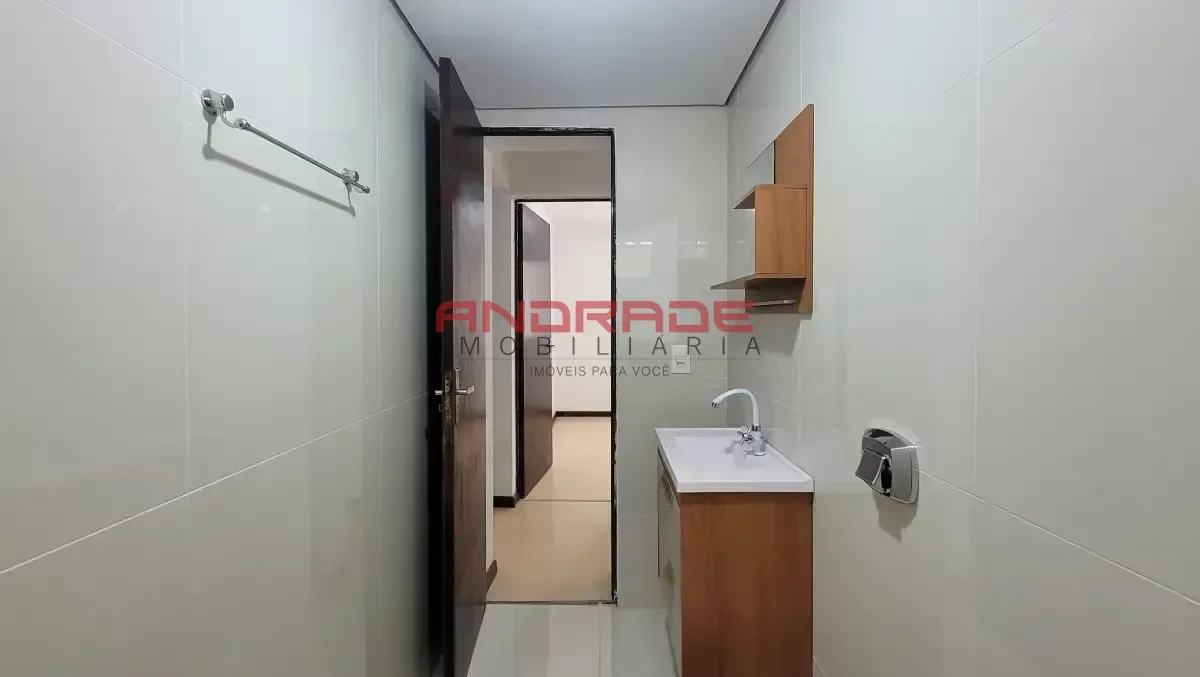 3-bedroom apartment with a separate closed-off kitchen — photo 27
