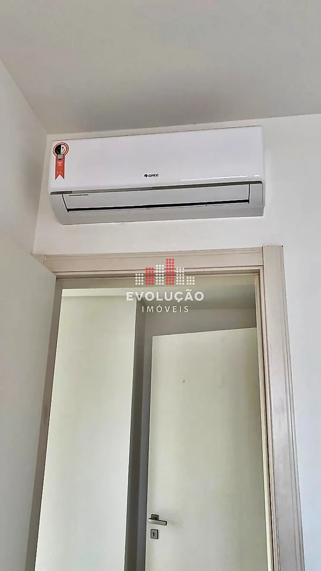 Apartamento de 3 dormitorios de 85 m² con balcón y parrilla — photo 32