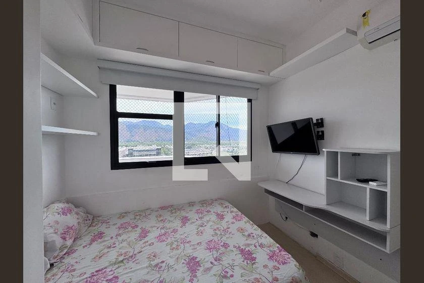 65 m² apartment with a mountain view and a washing machine — photo 13