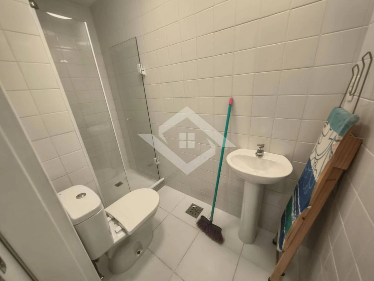 Furnished apartment, 111 m², with a washing machine — photo 43