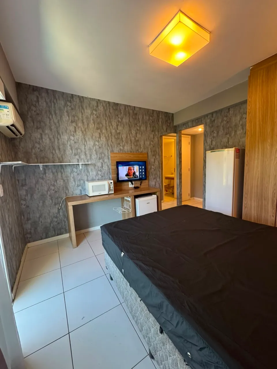 Apartamento de 1 quarto com varanda e 1 vaga — photo 3