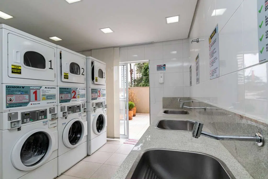 Furnished studio, 36 m², with a washing machine — photo 22