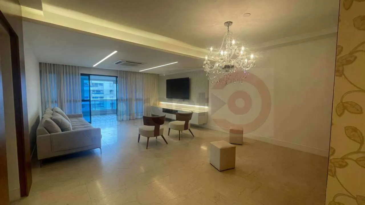 Water view in a 4-bedroom apartment, 156 m²