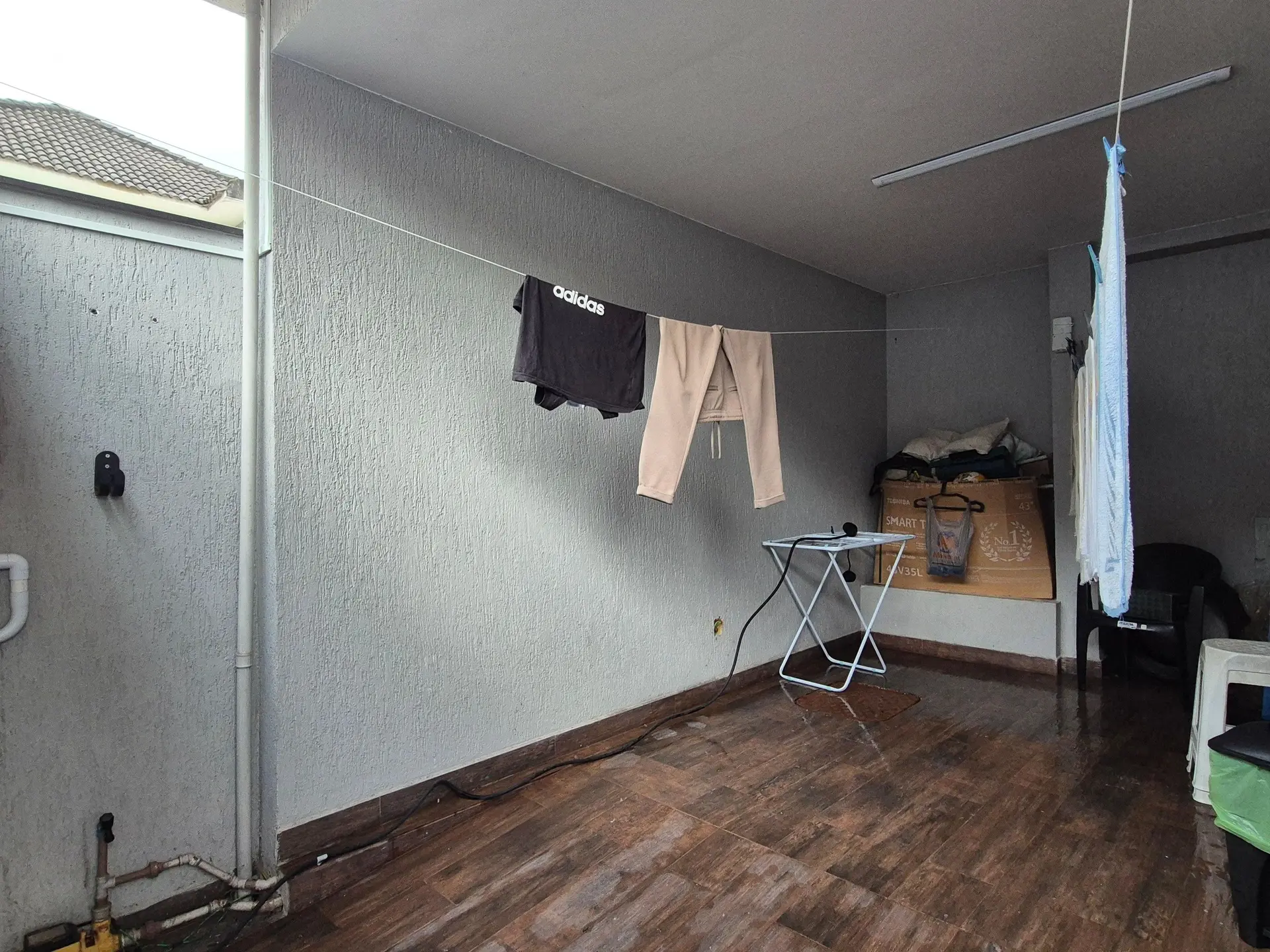 Мебльований будинок з 4 спальнями та 1 ванною — photo 5