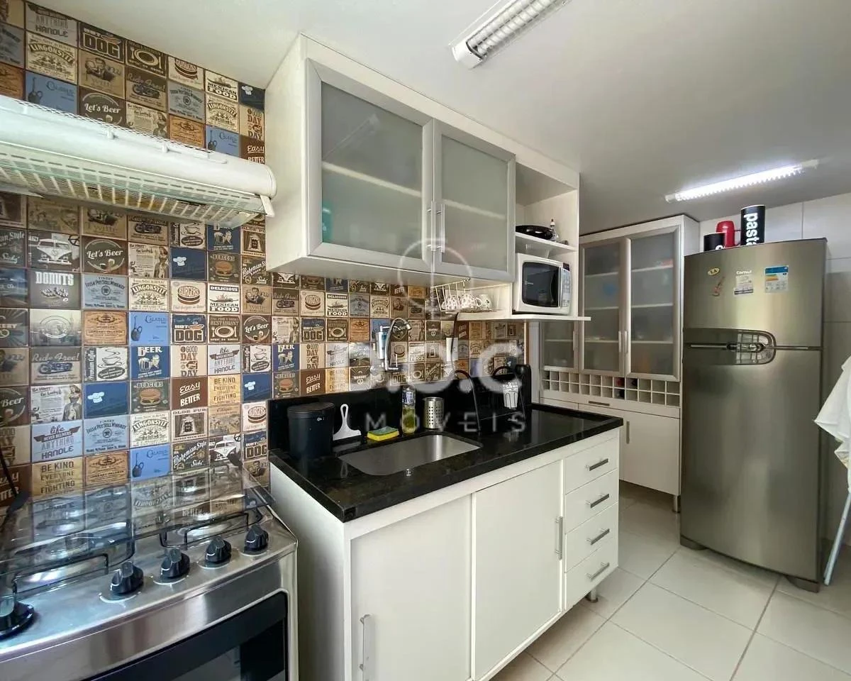 Furnished 85 m² apartment with 2 bedrooms and suite — photo 8