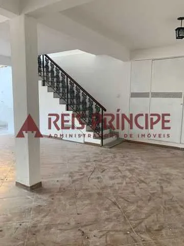 Casa sem mobília com 2 quartos e banheiro com box — photo 12