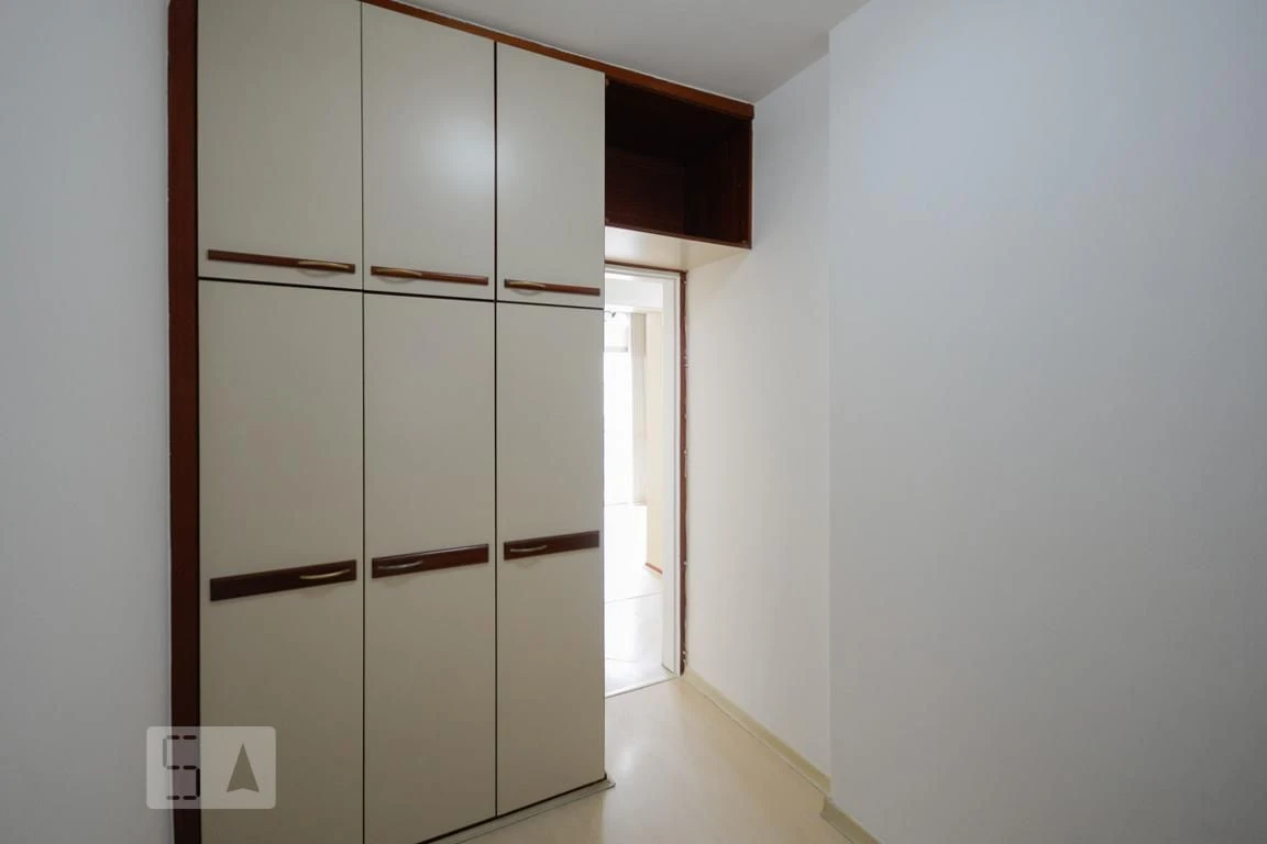 Гардеробная и 2 спальни: квартира 98 м² — photo 37