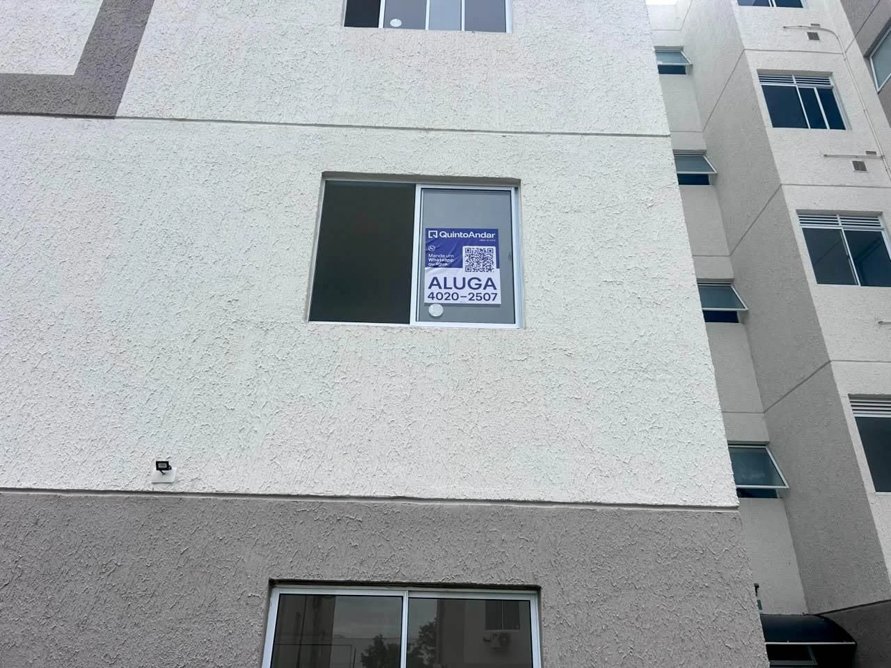 2-bedroom apartment in a building with a gym — photo 47