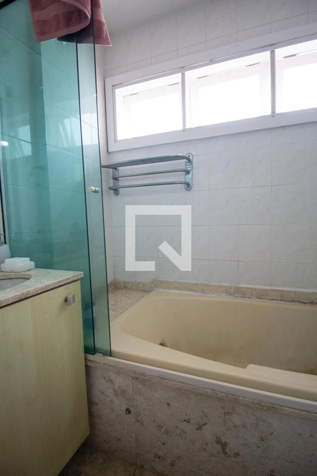 4-bedroom house with a walk-in closet in Rio de Janeiro — photo 48