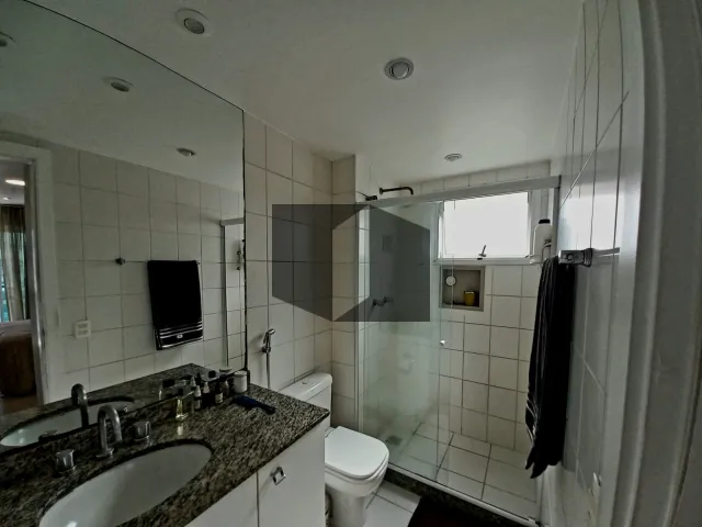 Furnished apartment with open-plan kitchen and 3 bedrooms — photo 12