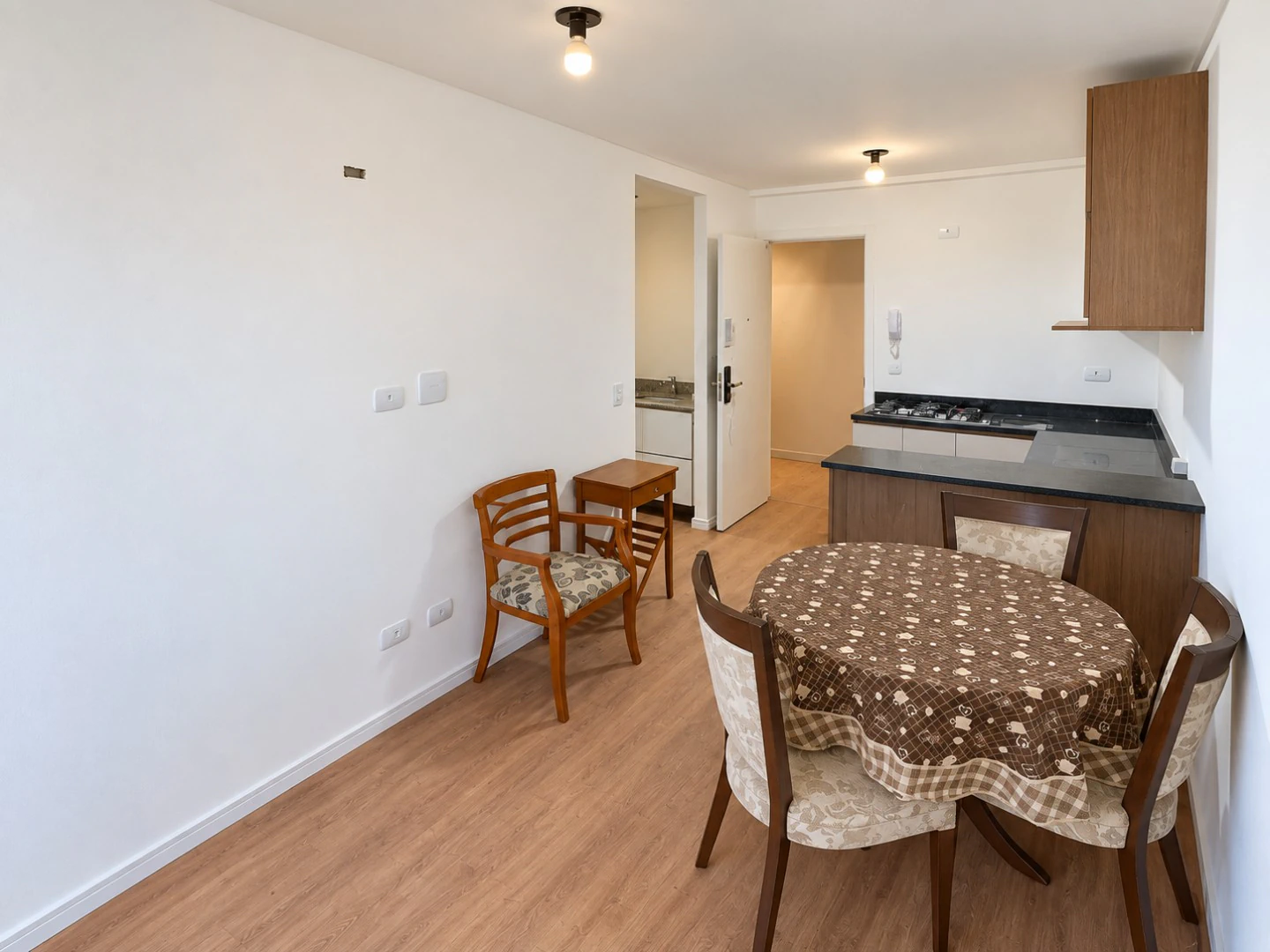 Apartamento, 38 m², com piso de madeira ou laminado — photo 11
