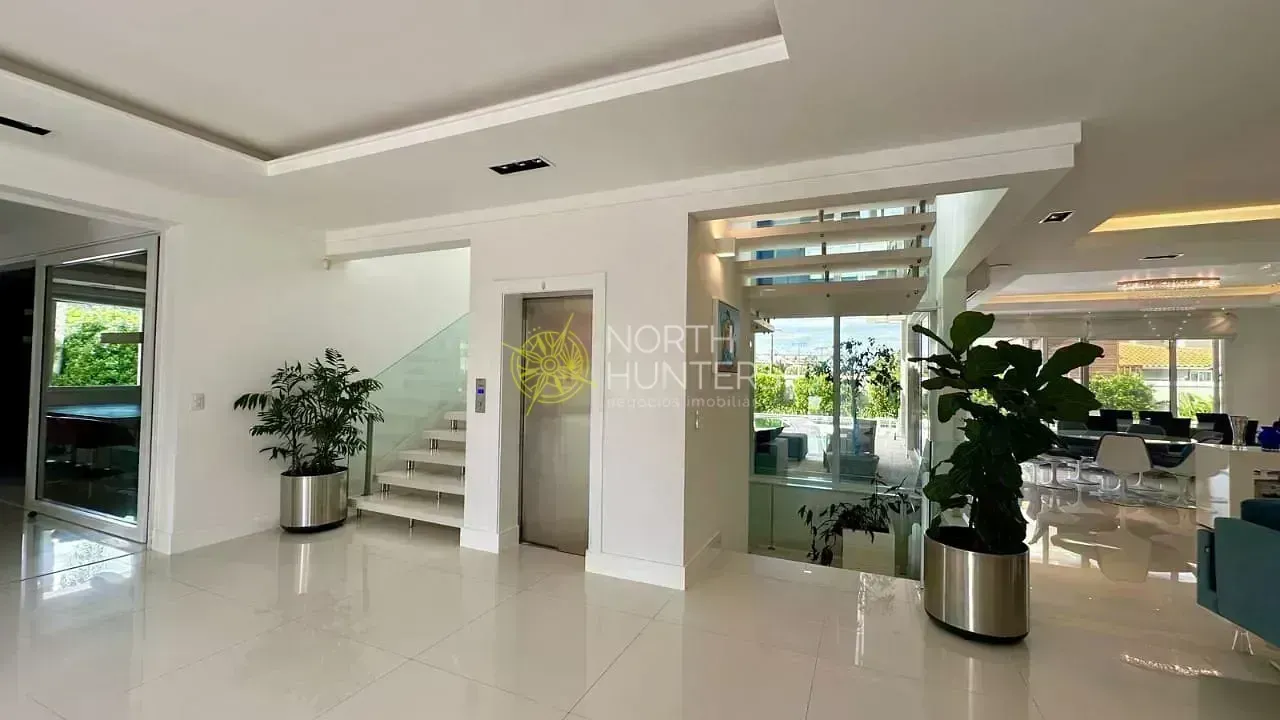 Furnished house with 9 bedrooms and a gas open kitchen — photo 50