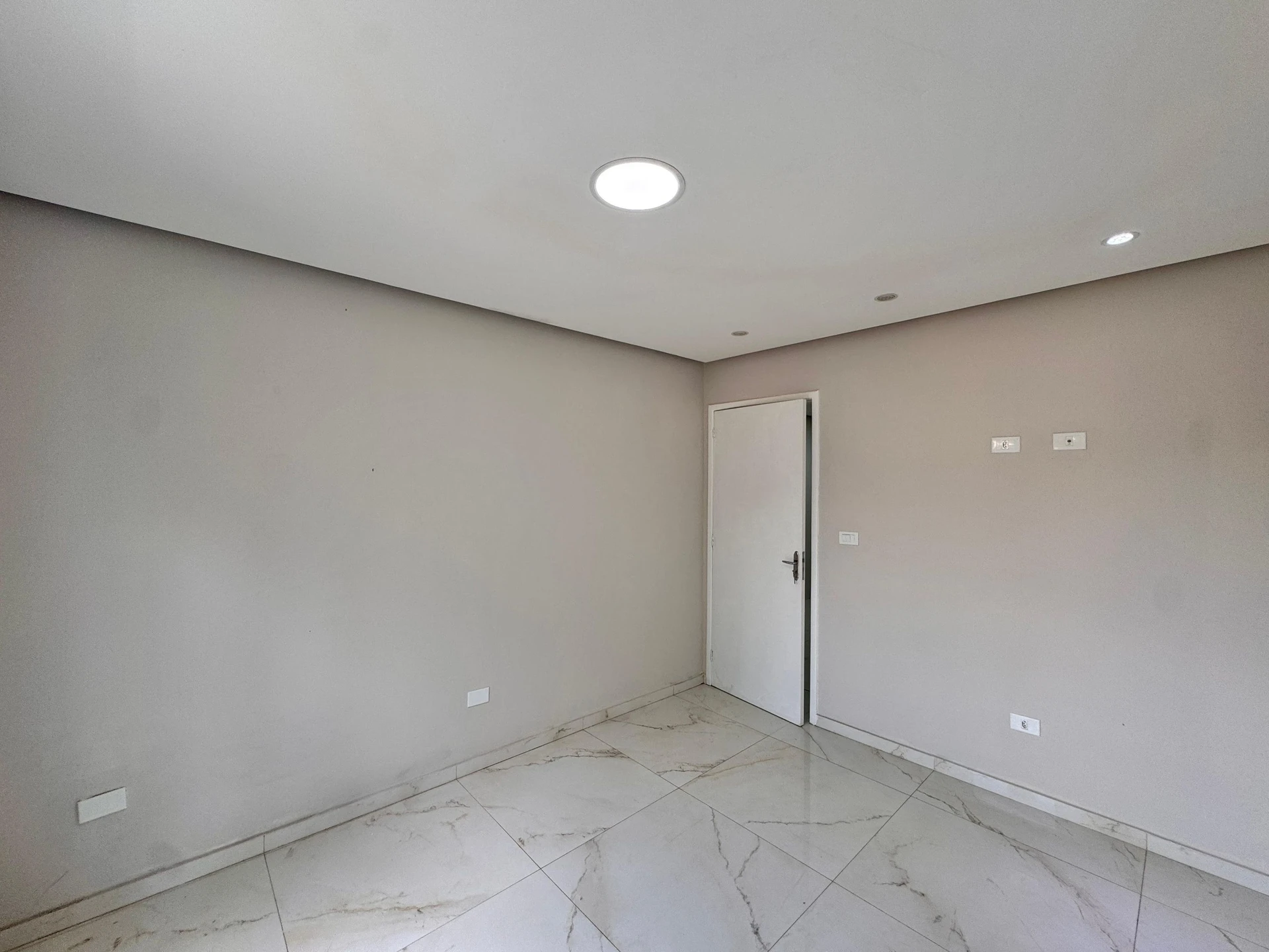 3-bedroom house with a walk-in closet in Rio de Janeiro — photo 35