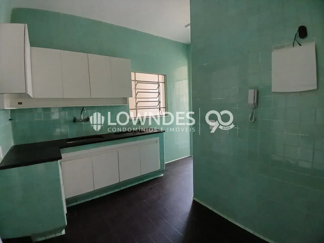 3-bedroom apartment with 1 bathroom and parking space — photo 41