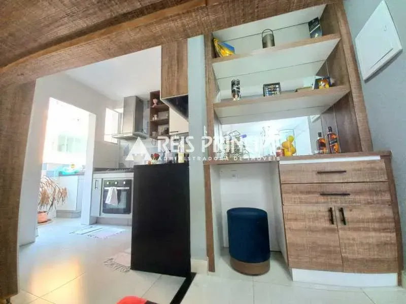 Furnished 2-bedroom apartment with 2 bathrooms — photo 2