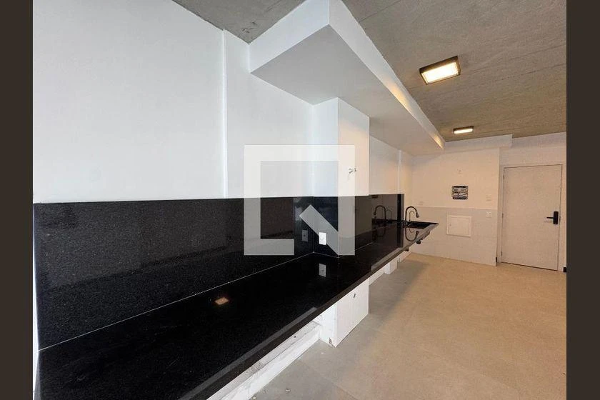98 m² apartment with 3 bedrooms and a glassed-in balcony — photo 41