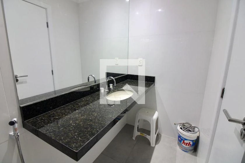 Furnished house, 260 m², with a bathtub — photo 38