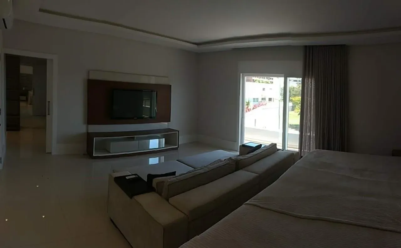 Casa amueblada con 5 suites y 700 m² — photo 17