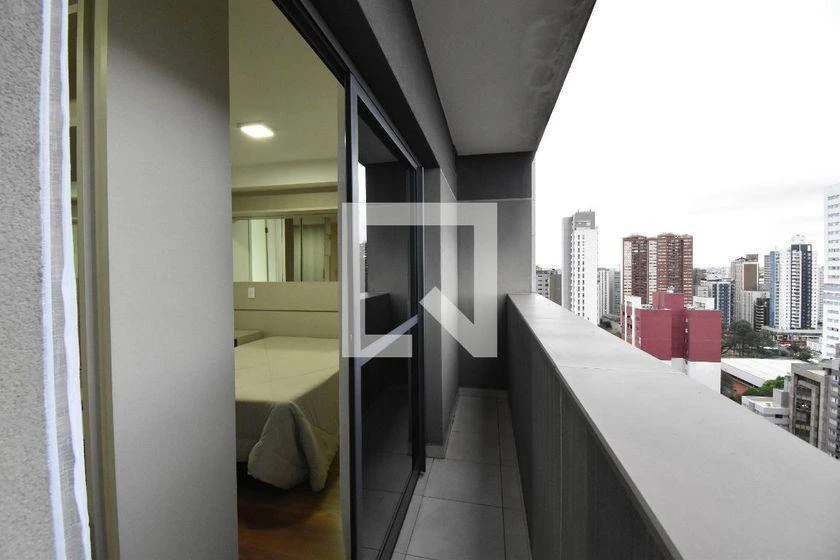 Furnished studio, 35 m², with a home office — photo 32