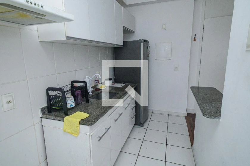 2-bedroom apartment with laundry area and balcony — photo 17