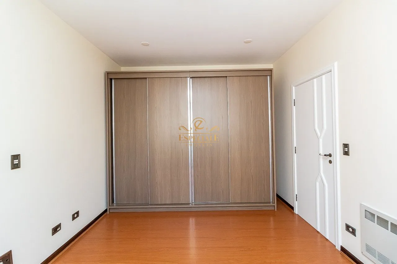 Apartamento de 379 m² com 4 quartos e 2 vagas — photo 30