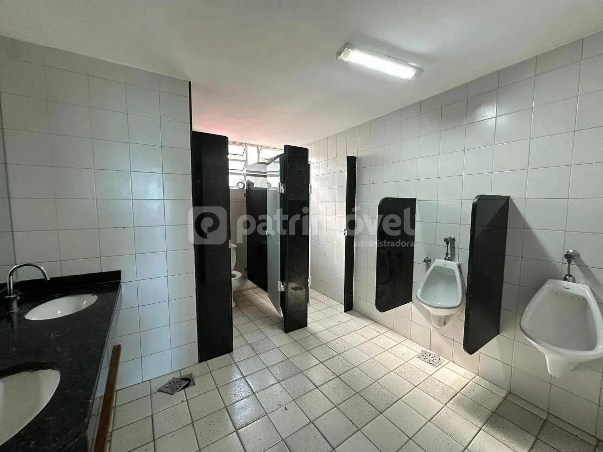 629 m² apartment with a separate kitchen and 3 bathrooms — photo 10