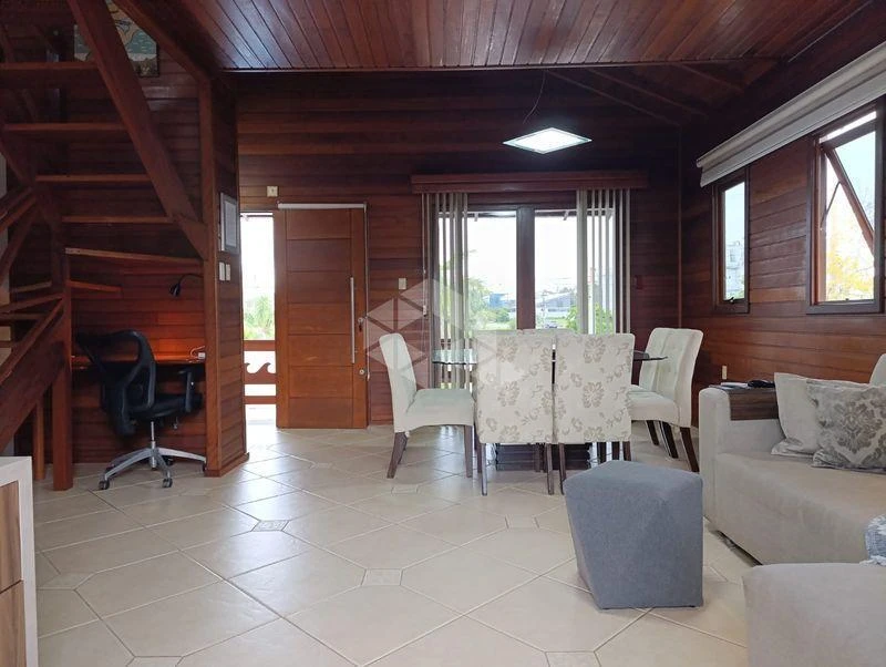 Casa de 3 dormitorios con balcón gourmet en Florianópolis — photo 31