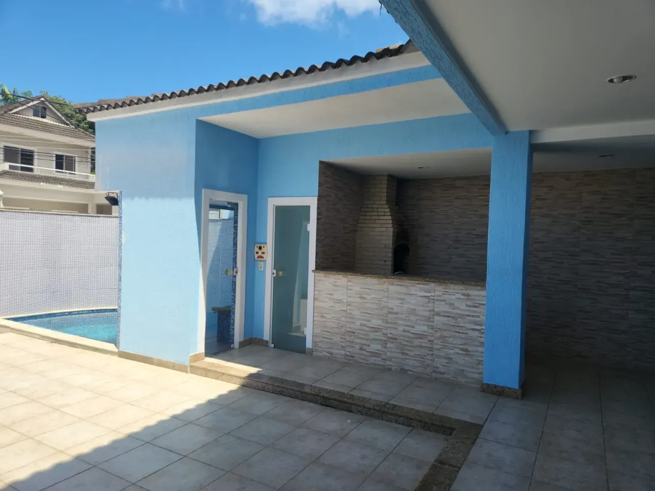 Washing machine in a 4-bedroom house, 250 m² — photo 27