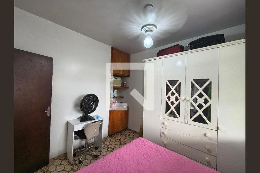 Furnished 240 m² house with 5 bedrooms and 5 bathrooms — photo 23