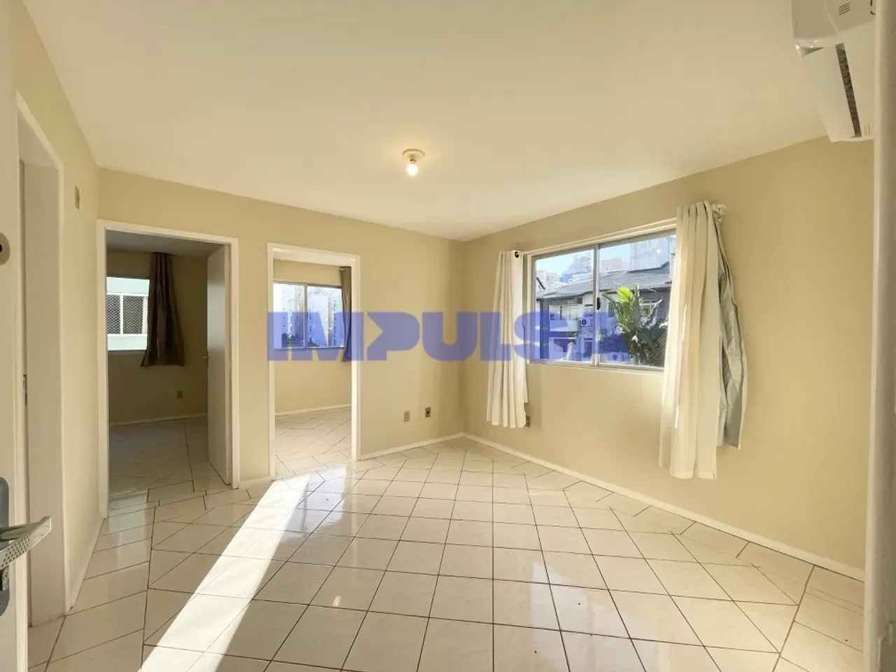 2-bedroom apartment with a separate kitchen — photo 4