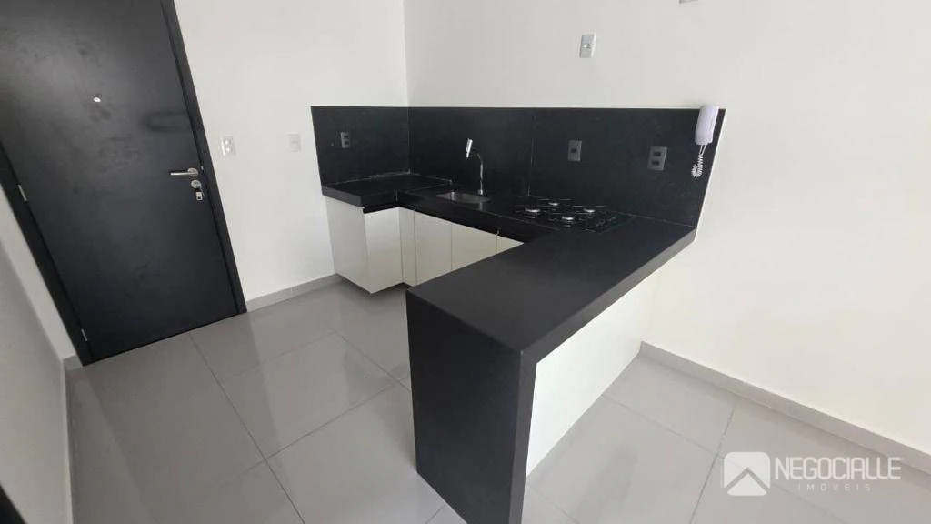 1-bedroom flat with open-plan gas kitchen, 28 m² — photo 2