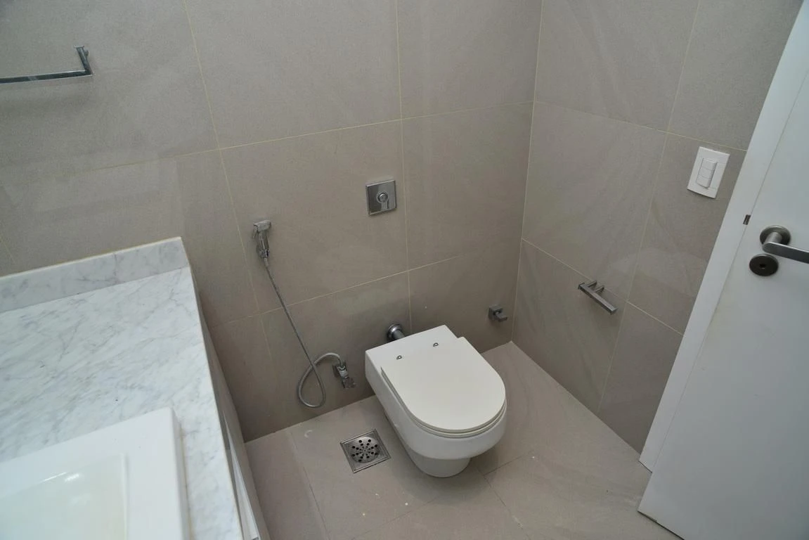 Ванна та 4 спальні: квартира 300 м² — photo 21