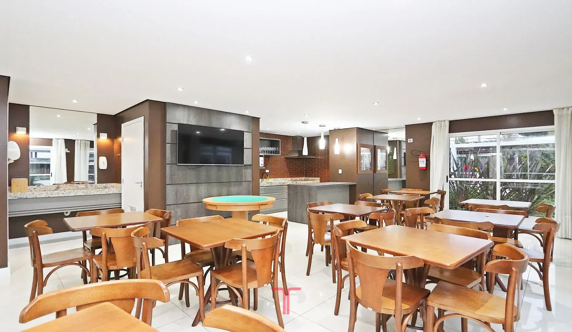 Departamento de 1 dormitorio en edificio con piscina — photo 30
