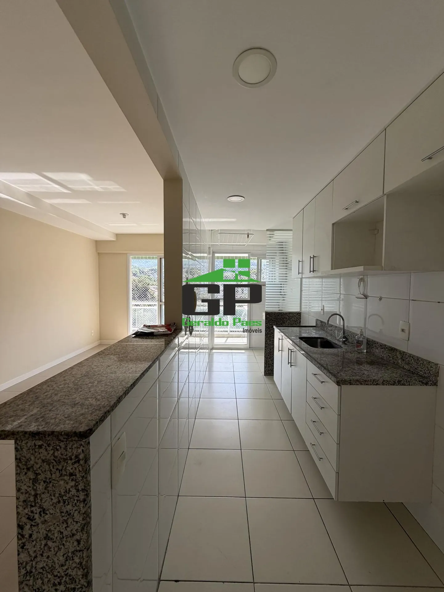 Apartamento de 2 quartos em condomínio com academia — photo 4