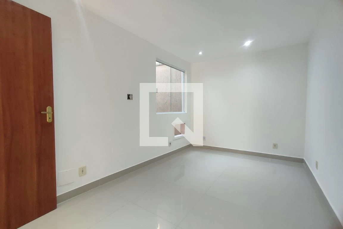 Unfurnished house with 3 bedrooms and 4 bathrooms — photo 22
