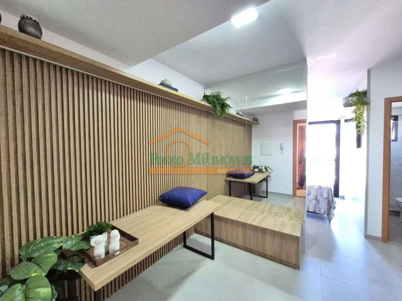 Furnished apartment with open-plan kitchen and balcony — photo 3