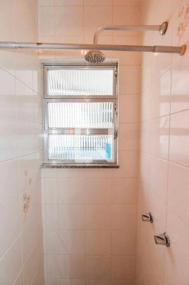 Walk-in closet in a 3-bedroom apartment, 90 m² — photo 5