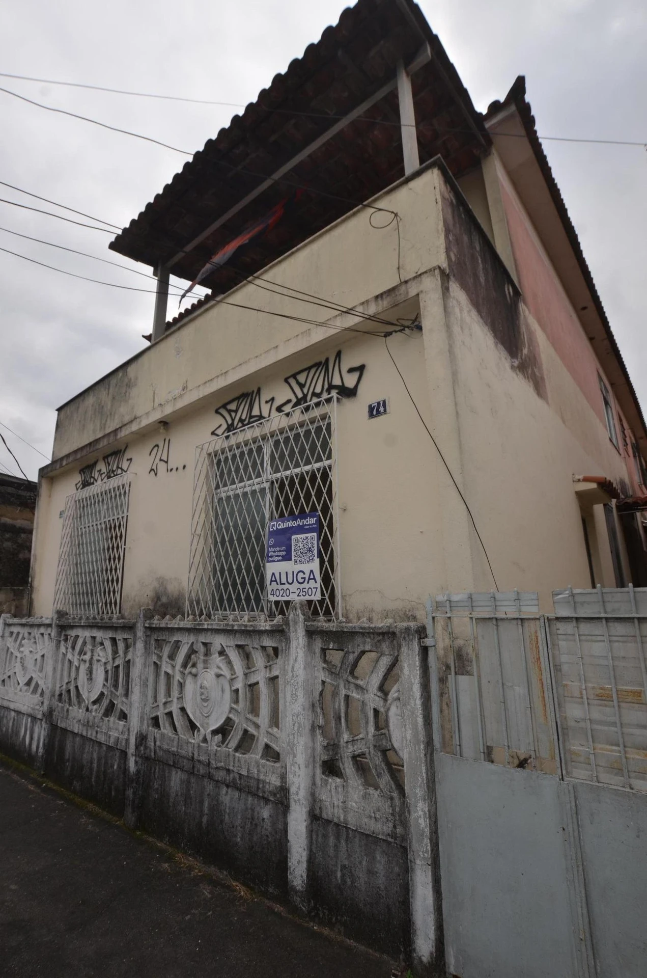 Незамебльована квартира з 3 спальнями та 1 ванною
