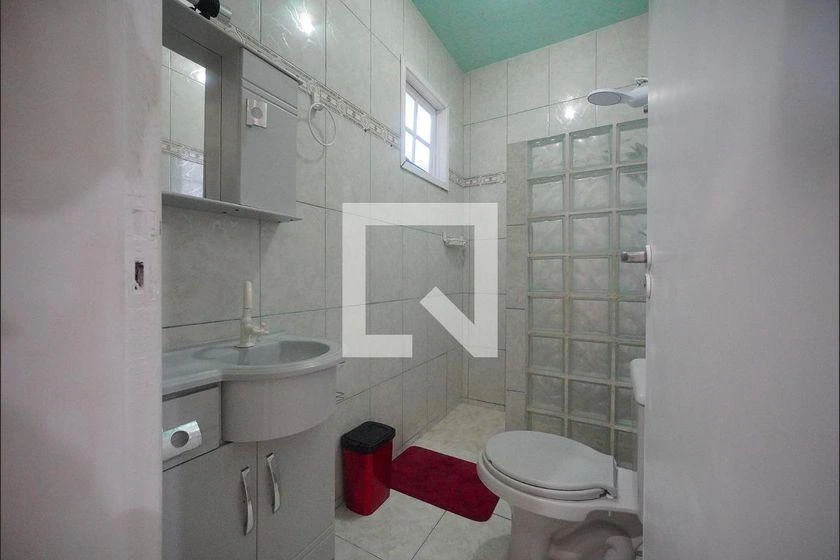 Furnished 40 m² studio with balcony and laundry area — photo 9