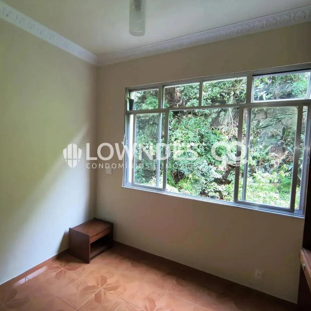 2-bedroom apartment with a park view