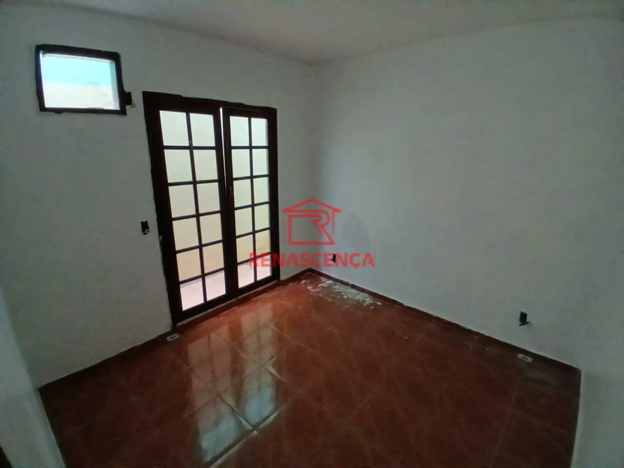 Casa de 50 m² con 2 dormitorios y área de lavado