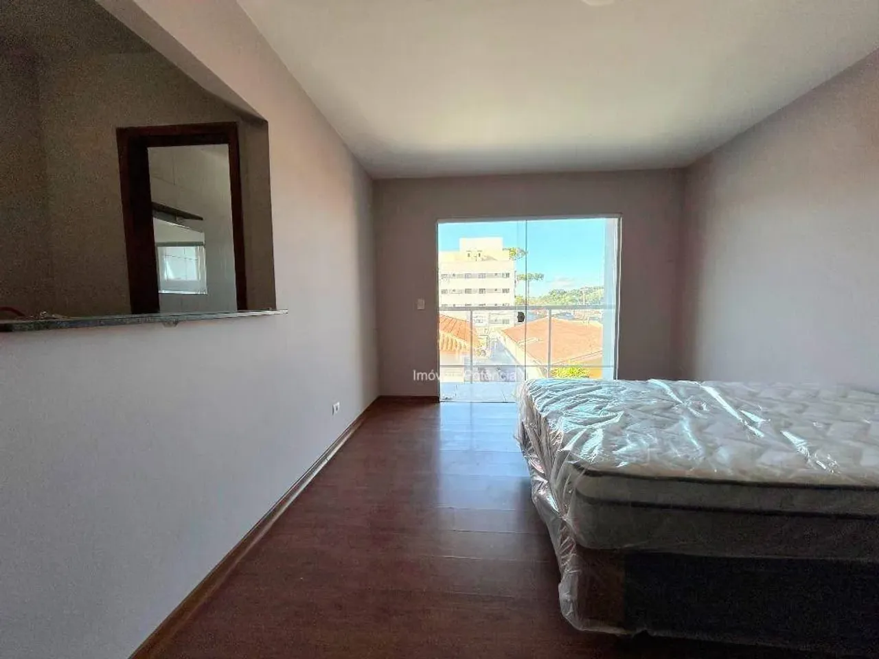 35 m² studio with 1 bedroom and 1 bathroom — photo 4