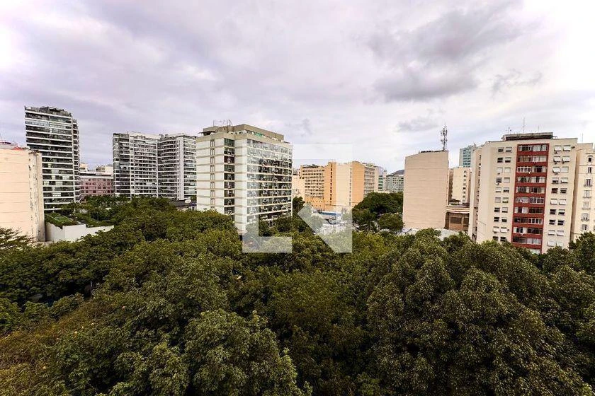 Furnished apartment, 60 m², with a park view — photo 7
