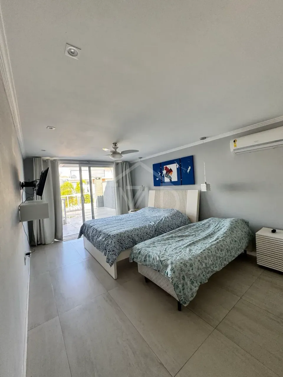 Furnished house with 4 suites and pool, 350 m² — photo 15