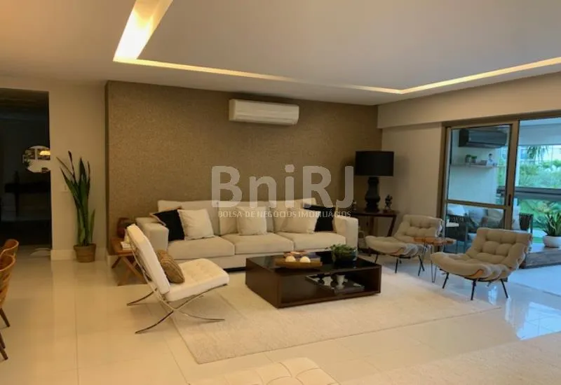Apartamento mobiliado de 260 m² com 4 dormitórios e churrasqueira — photo 55