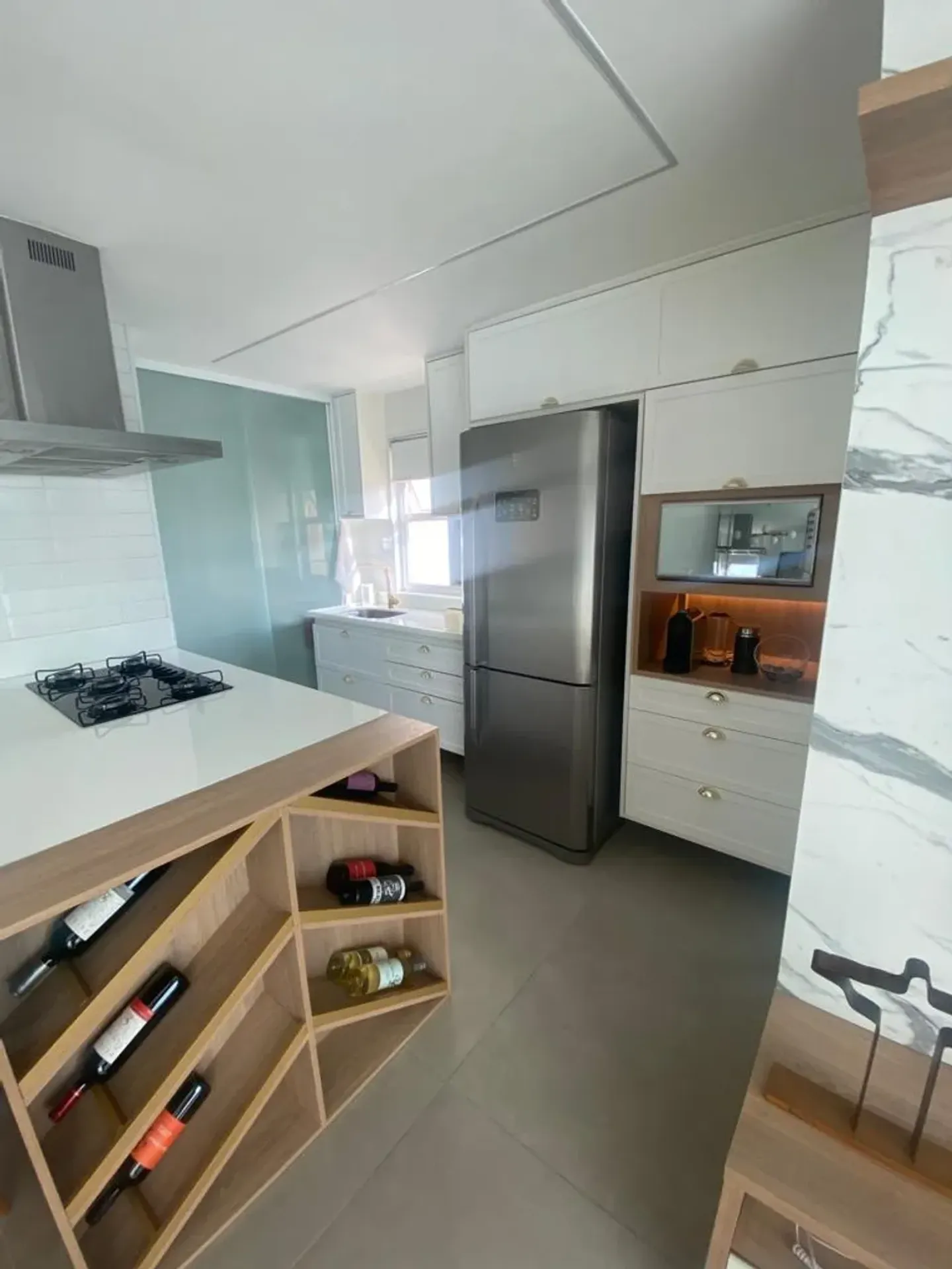 Furnished apartment, 125 m², with a walk-in closet — photo 9