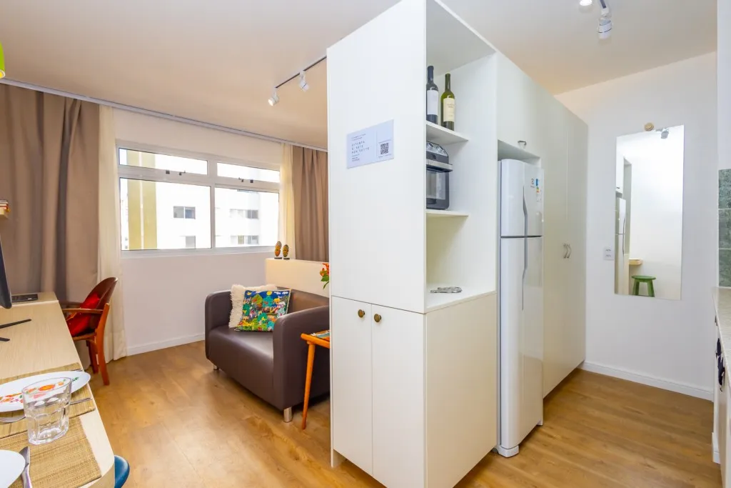Furnished 31 m² studio with open-plan kitchen — photo 13
