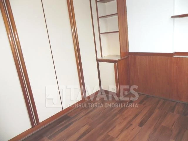 3-bedroom apartment with a home office — photo 14