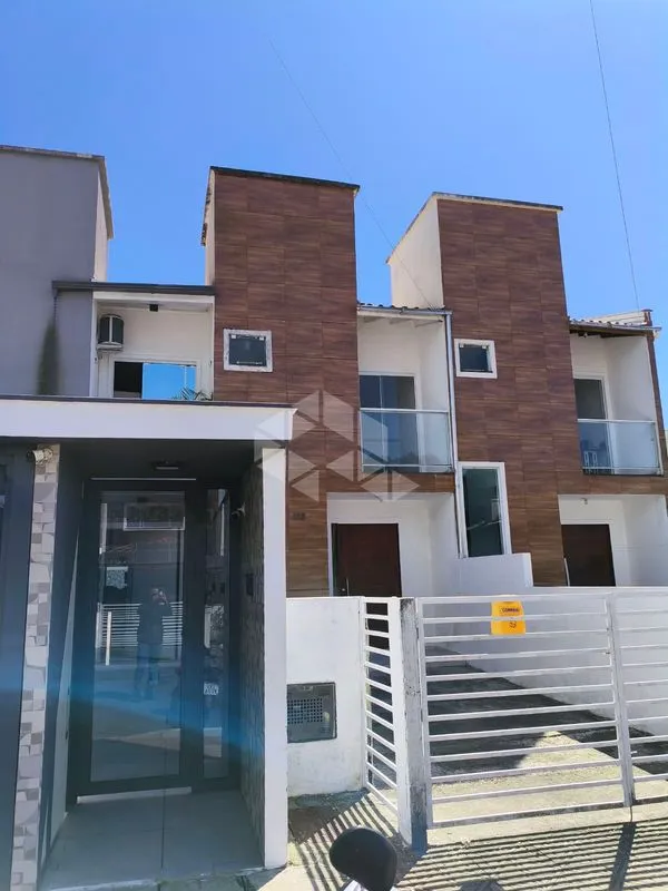 Sobrado de 80 m² com 2 quartos e churrasqueira na varanda — photo 17