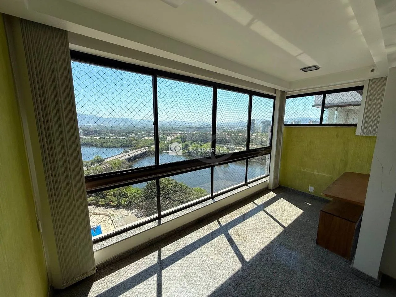 1-bedroom apartment with 2 bathrooms and balcony — photo 9